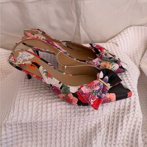 Floral Print Slingback Heels with Bow